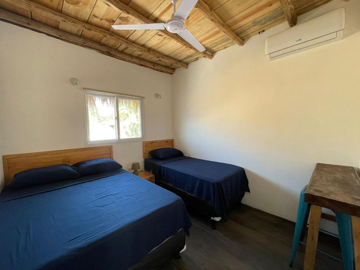 Black Sand Beachhouse Монтеррико Экстерьер фото