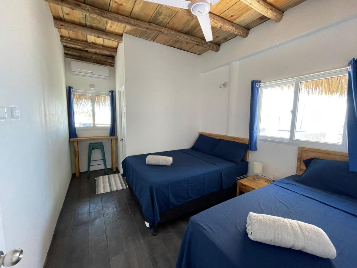 Black Sand Beachhouse Монтеррико Экстерьер фото